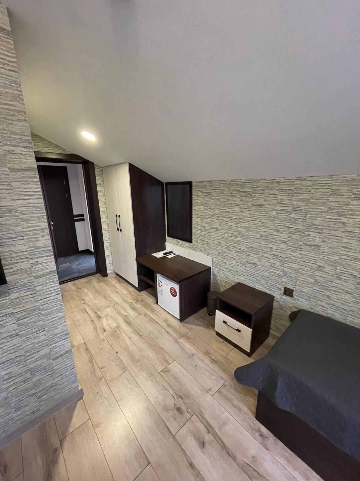 Hotel Ні Пуху, Ні Пера! Reshetylivka Esterno foto